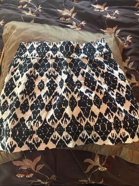 LOFT Black and White Ikat-Print Mini Skirt